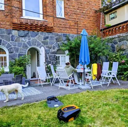 Campsite Suurempi Ryhmae Kuuluisassa Villassa